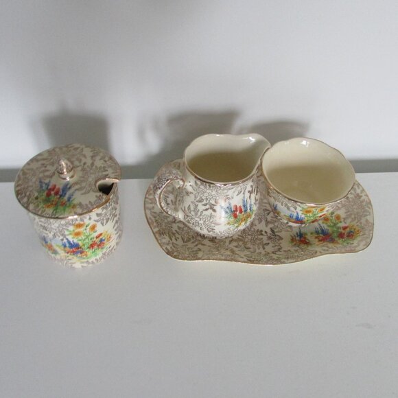 Vintage Sugar and Creamer Tray set, Shelton Ivory - Picture 2 of 10